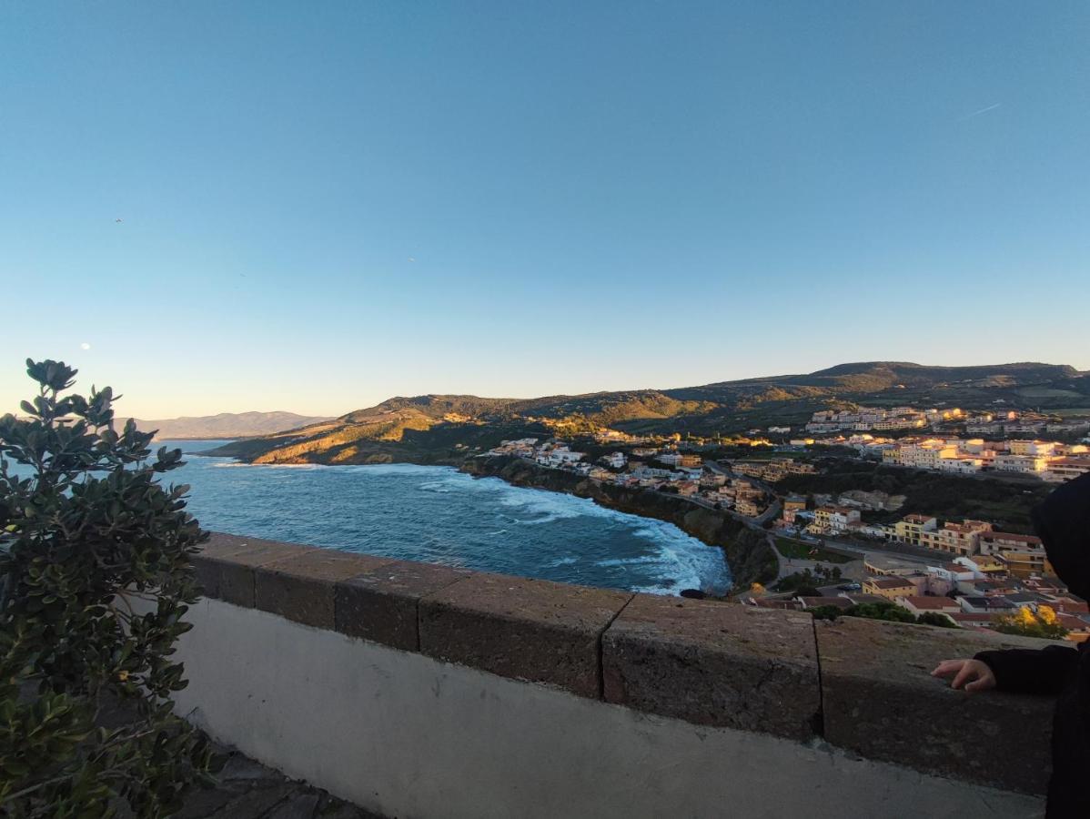 Residenza Nel Borgo L'Appusentu Castelsardo Exterior foto
