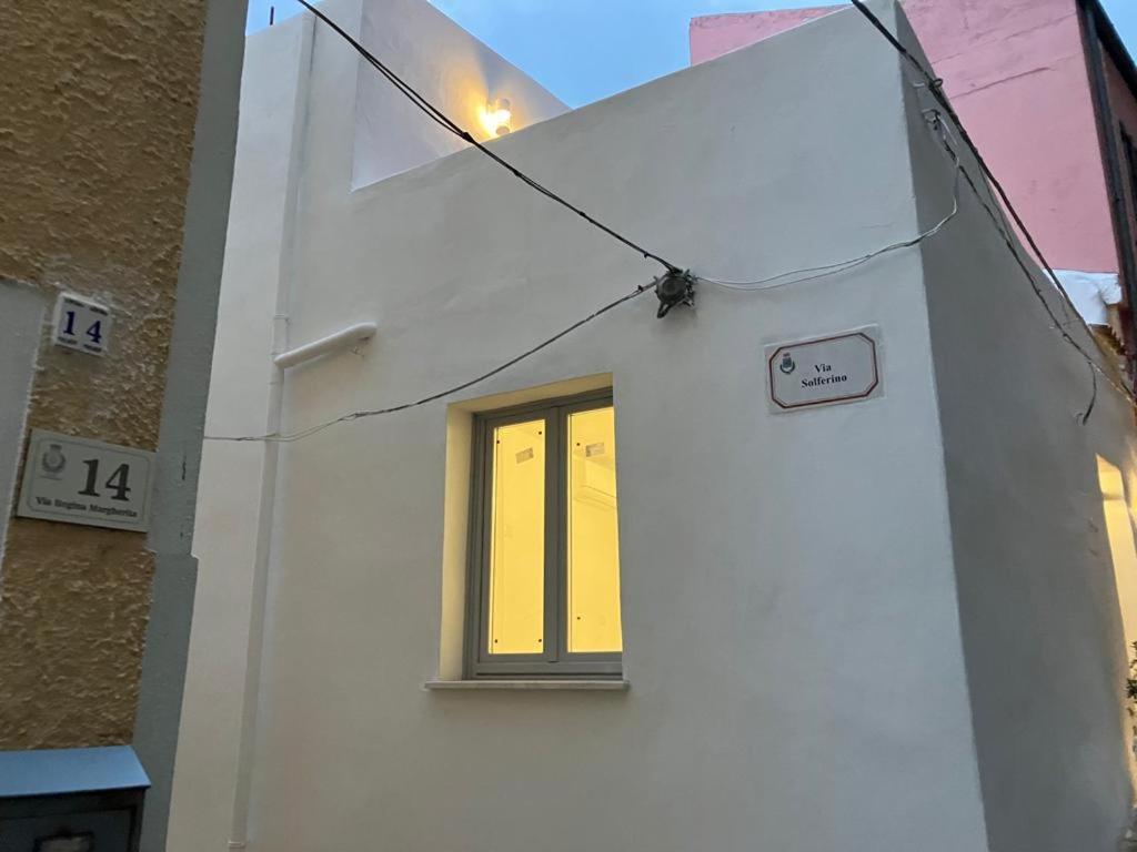 Residenza Nel Borgo L'Appusentu Castelsardo Exterior foto