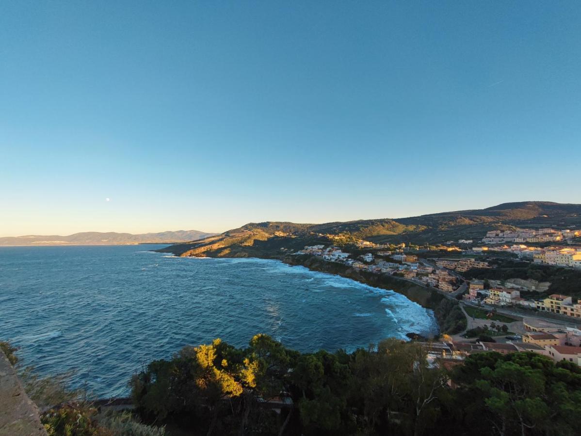 Residenza Nel Borgo L'Appusentu Castelsardo Exterior foto