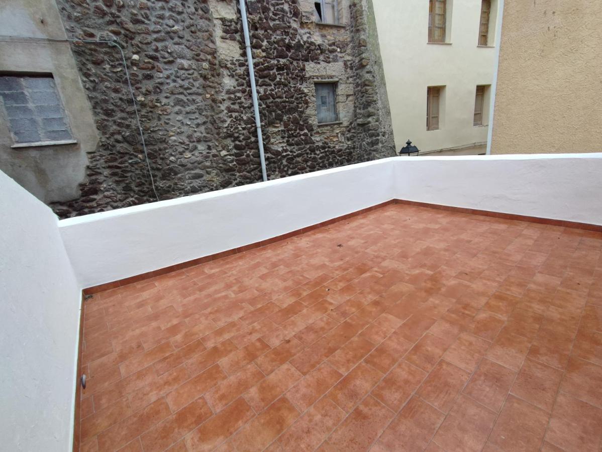 Residenza Nel Borgo L'Appusentu Castelsardo Exterior foto